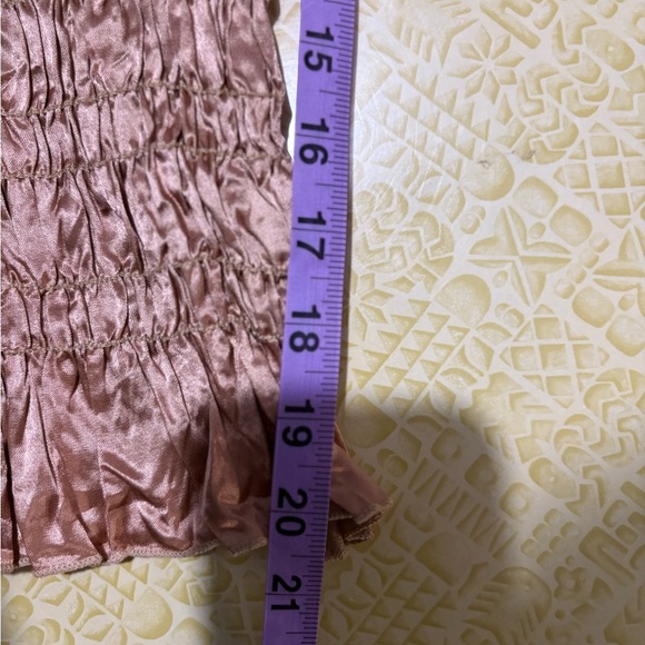 Rampage Gold Ruched Long Sleeve Blouse - Picture 10 of 10